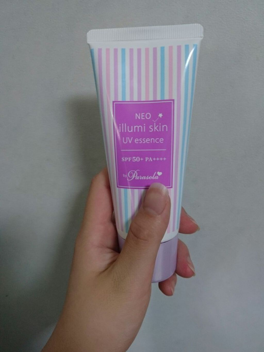 パラソーラ ネオイルミスキン UV エッセンス LV 【ネオイルミ ラベンダー】/パラソーラ/日焼け止め・UVケアを使ったクチコミ（1枚目）