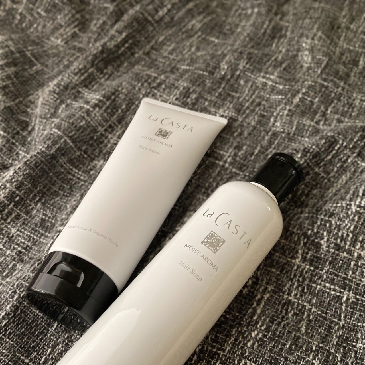 re: on LIPS 「冬って乾燥するからか髪のダメージも酷い静電気はおこるし、頭皮も..」(1枚目)