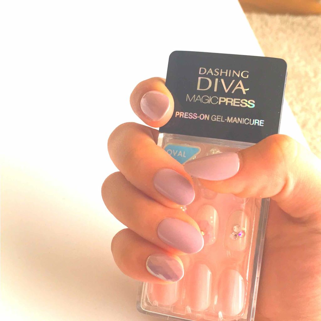 1秒ネイルマジックプレス/DASHINGDIVA MAGICPRESS/ネイルチップ・パーツを使ったクチコミ（1枚目）