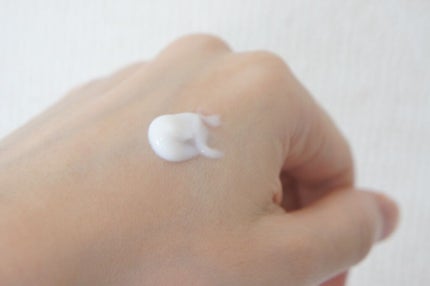 ワールド ワン ナイトリペアージュ/ステファニー/フェイスクリームを使ったクチコミ(3枚目)