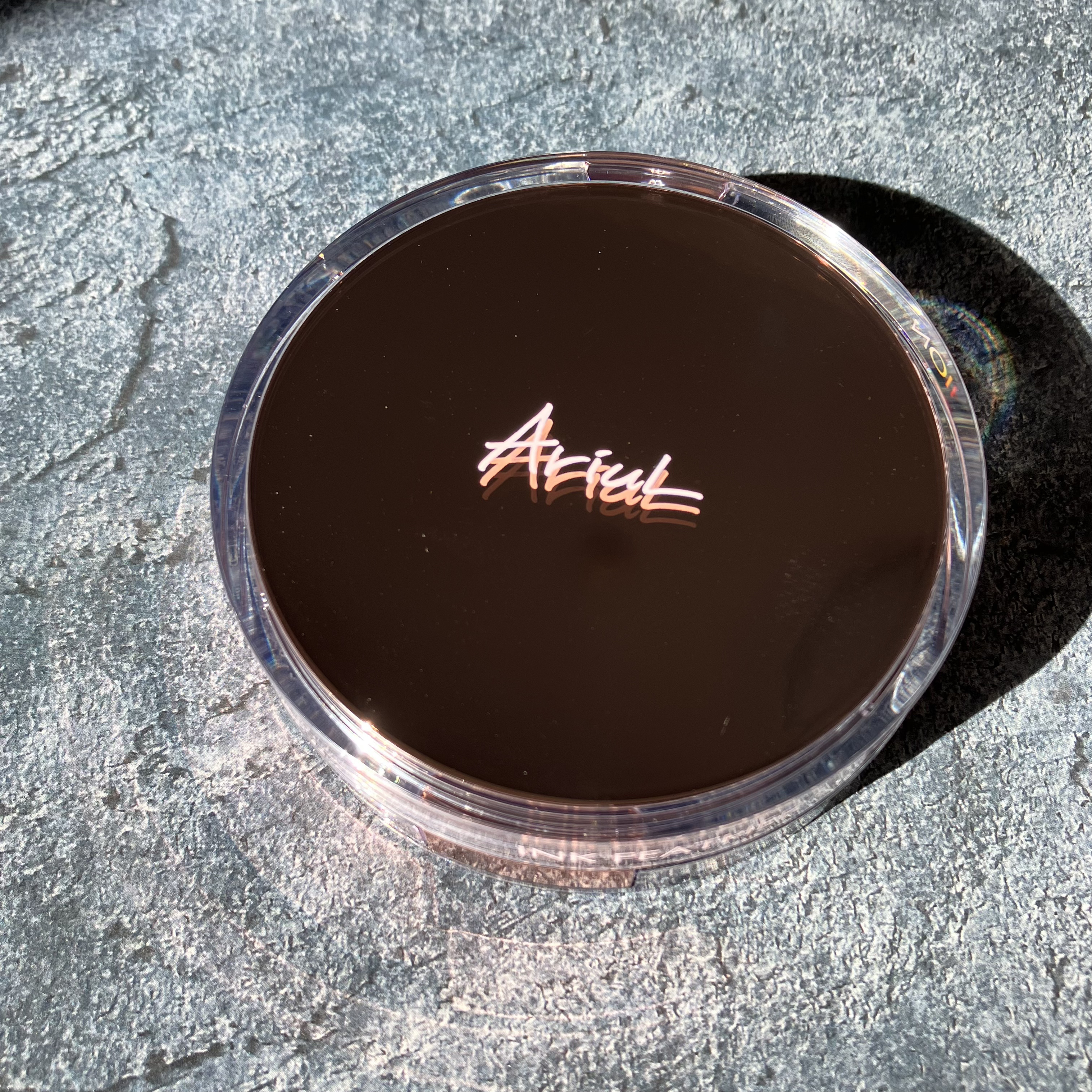 アリウル インクフェザーカバーラスティングクッション/Ariul/クッションファンデーションを使ったクチコミ（1枚目）