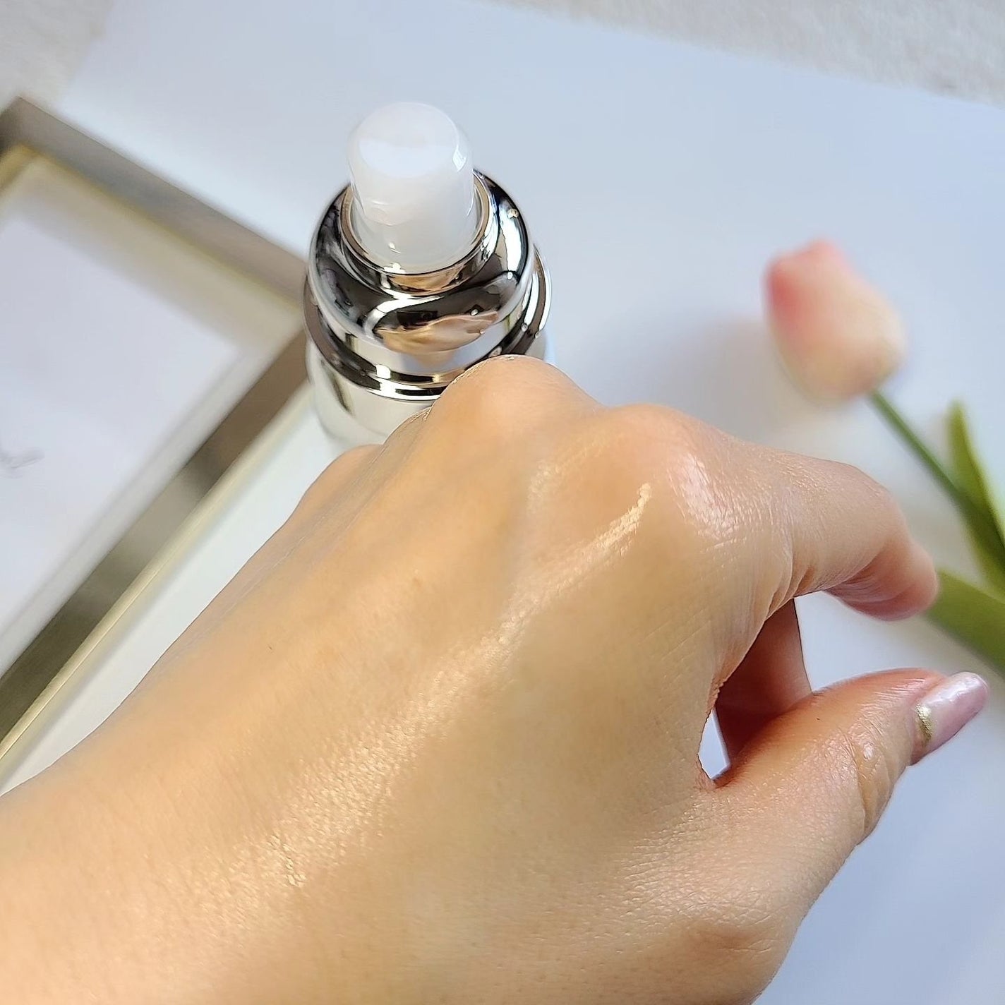 niyu on LIPS 「アテニアから商品提供を頂きました。昨年9月にリニューア..」(6枚目)