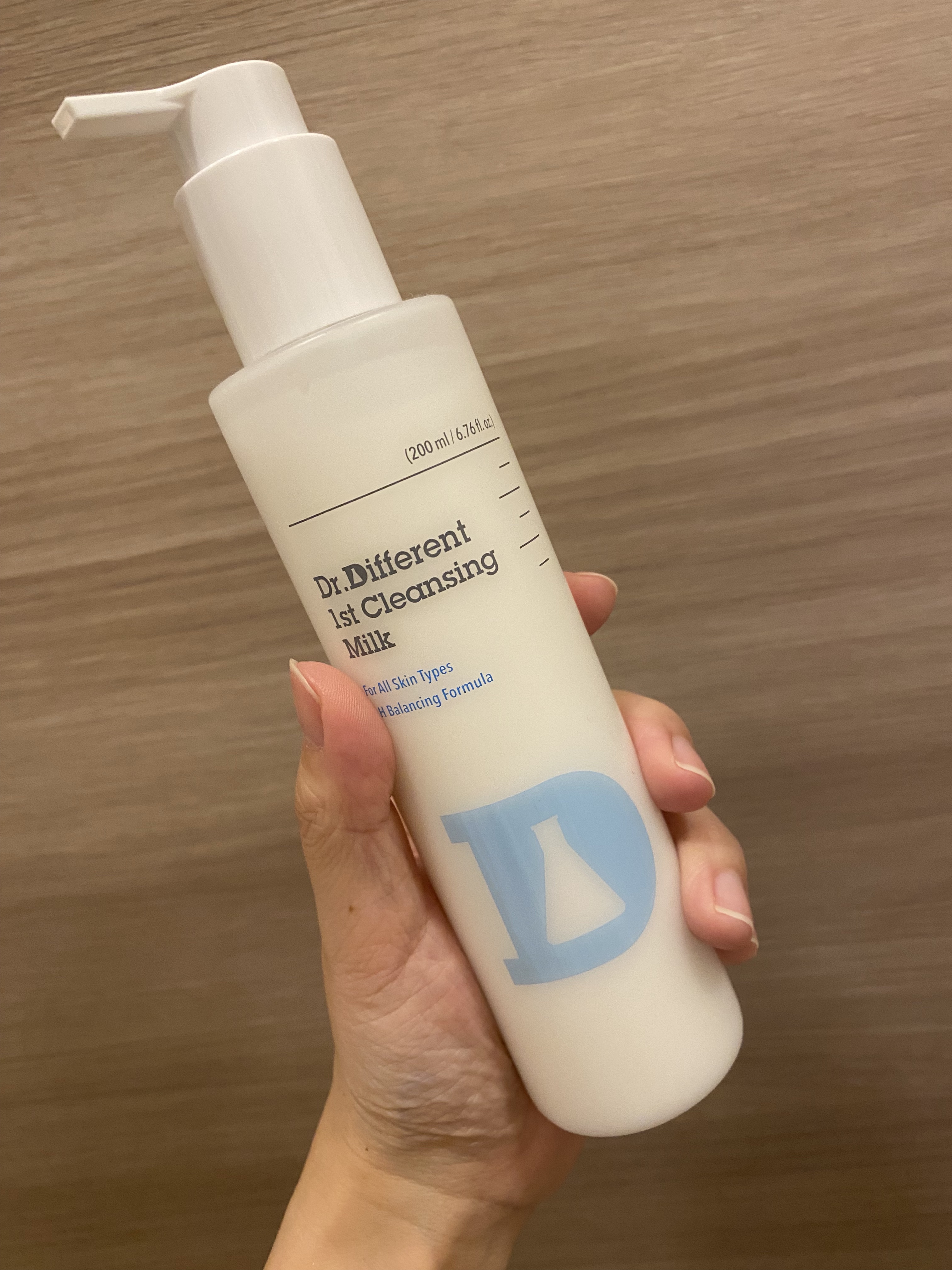 ファーストクレンジングミルク/Dr.Different/ミルククレンジングを使ったクチコミ（1枚目）