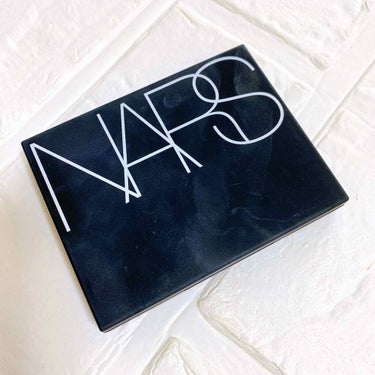 ハイライティングパウダー/NARS/パウダーハイライトを使ったクチコミ（2枚目）