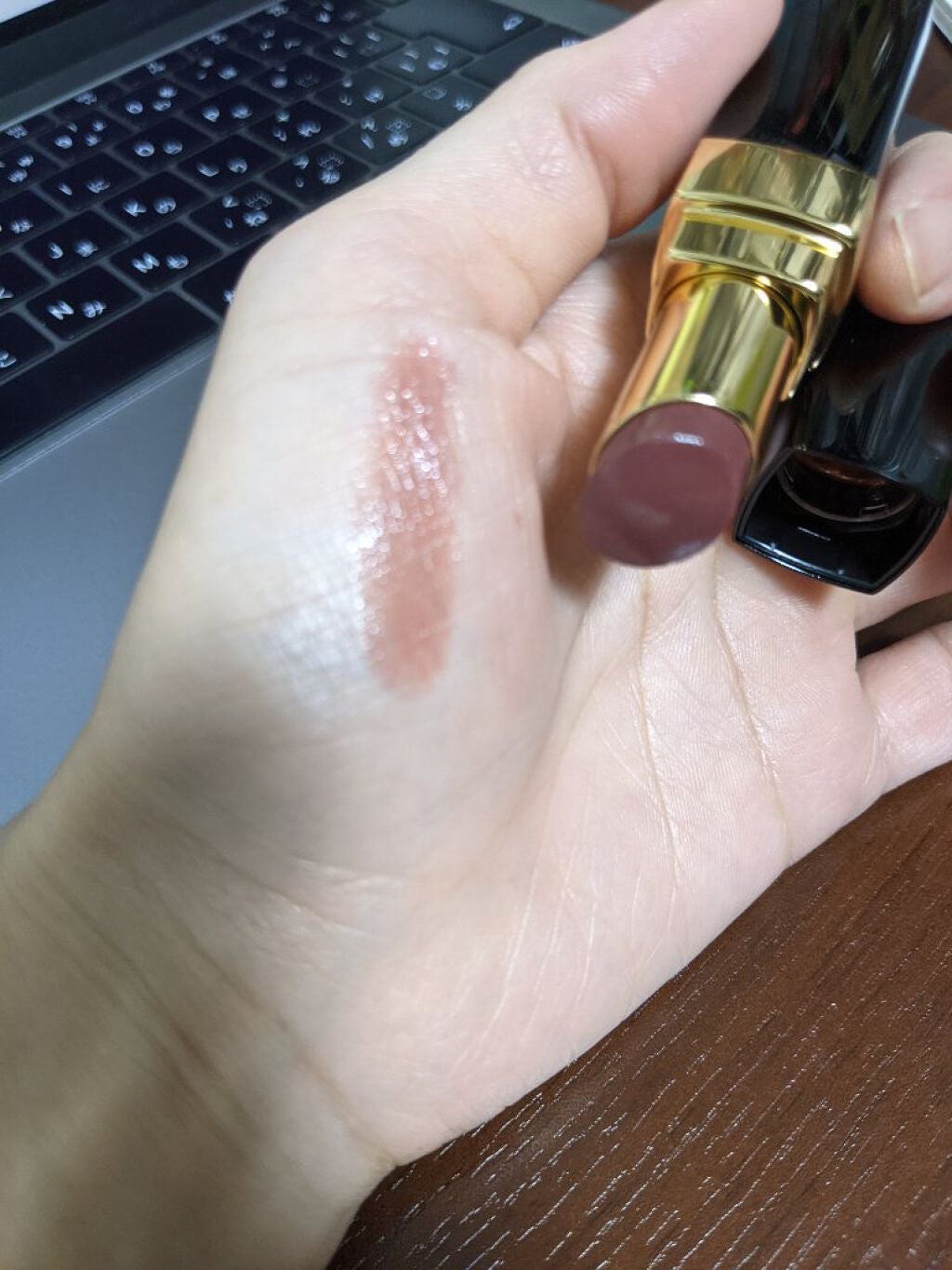 ルージュ ココ フラッシュ/CHANEL/口紅を使ったクチコミ(1枚目)