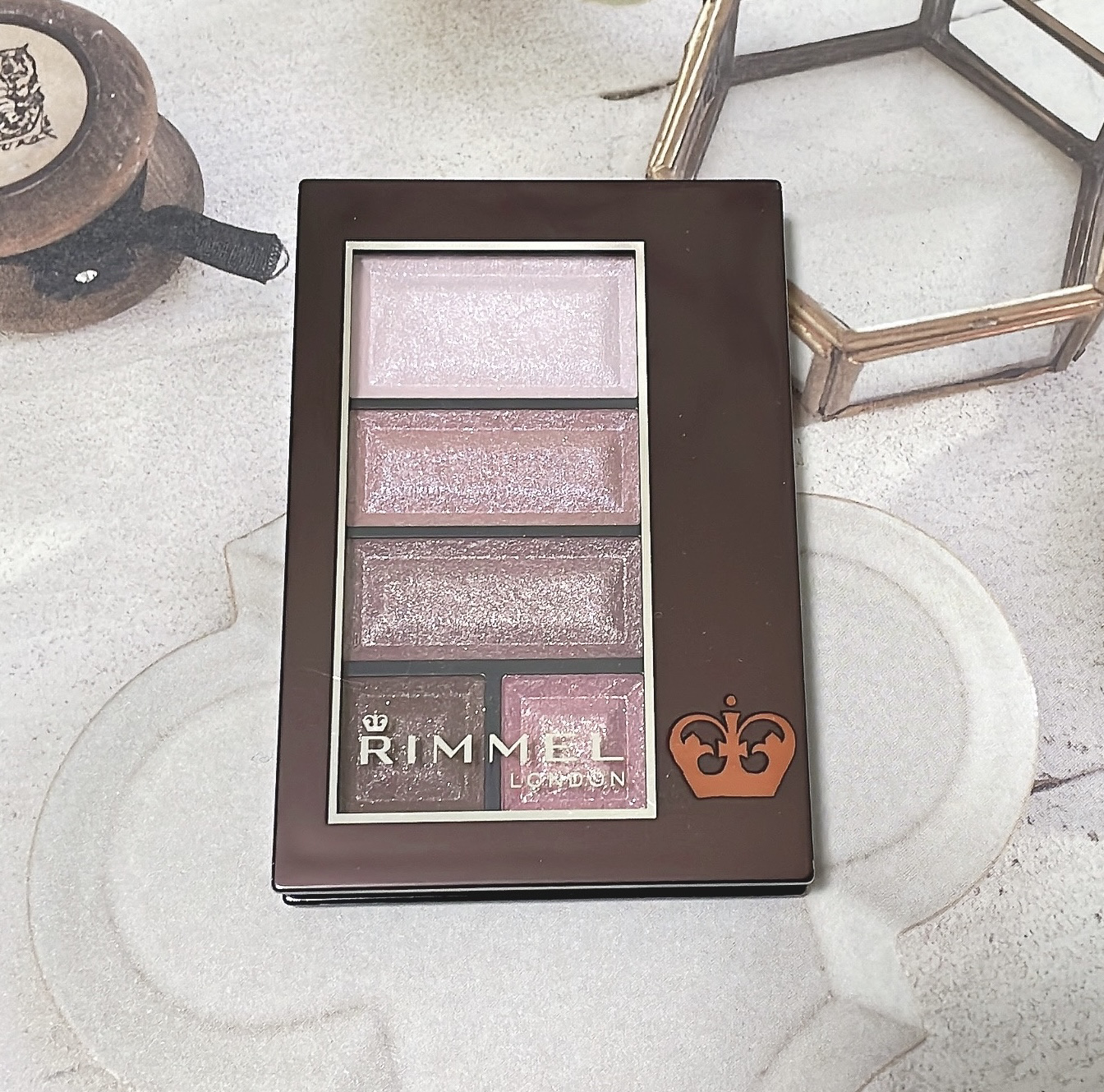 ショコラスウィート アイズ/リンメル ロンドン/アイシャドウパレットを使ったクチコミ（3枚目）