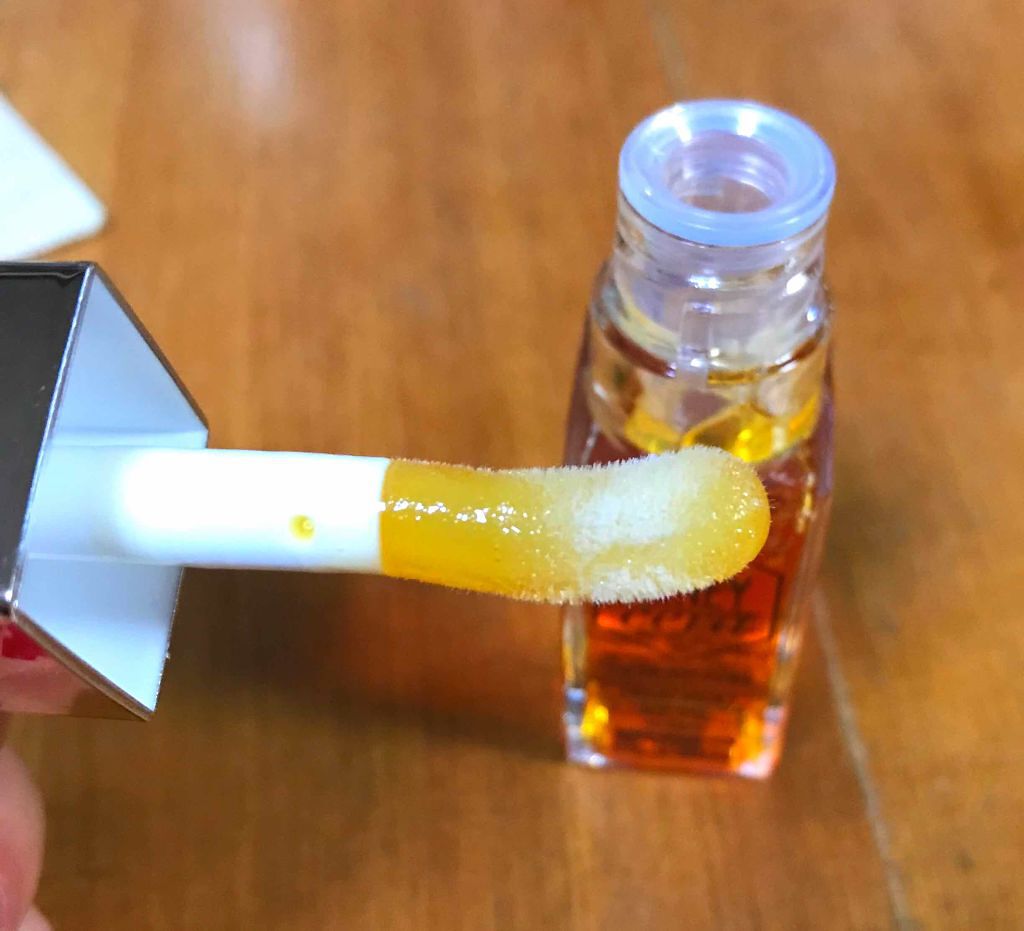 Hセラ トリートメント リップオイル/ETUDE/リップグロスを使ったクチコミ（2枚目）