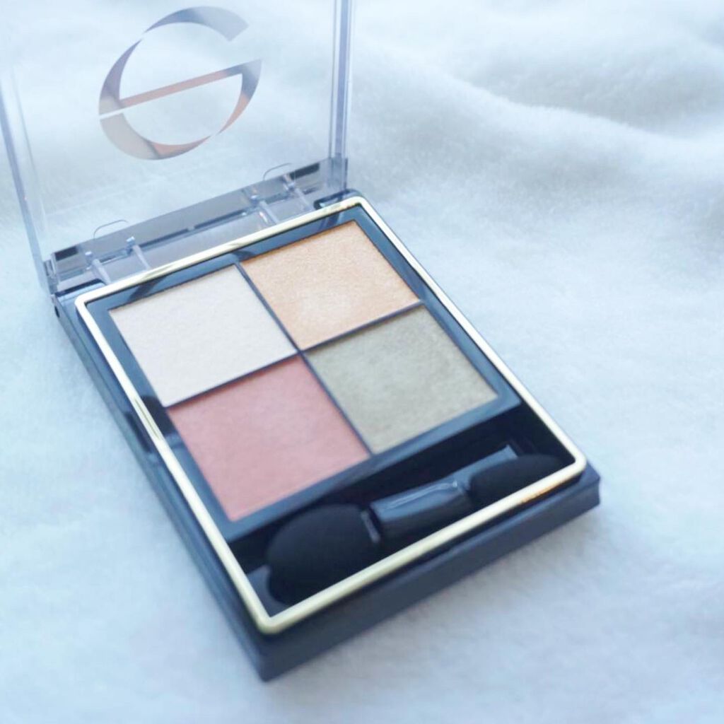 リアルクローズシャドウ/excel/アイシャドウパレットを使ったクチコミ(2枚目)