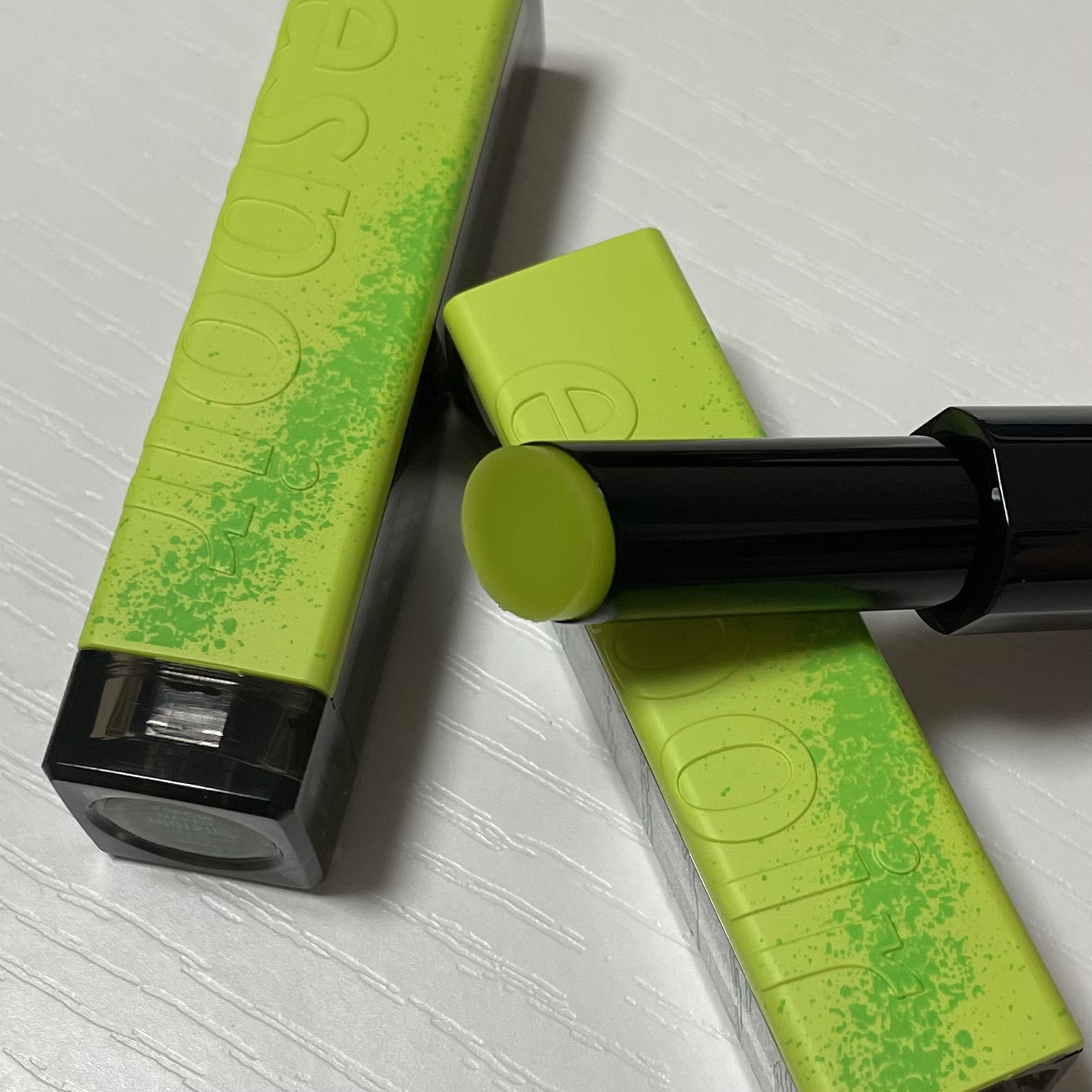 ノーウェア ダーティネオンコレクションリップスティック/espoir/口紅・グロス・リップライナー・リップケアを使ったクチコミ（3枚目）