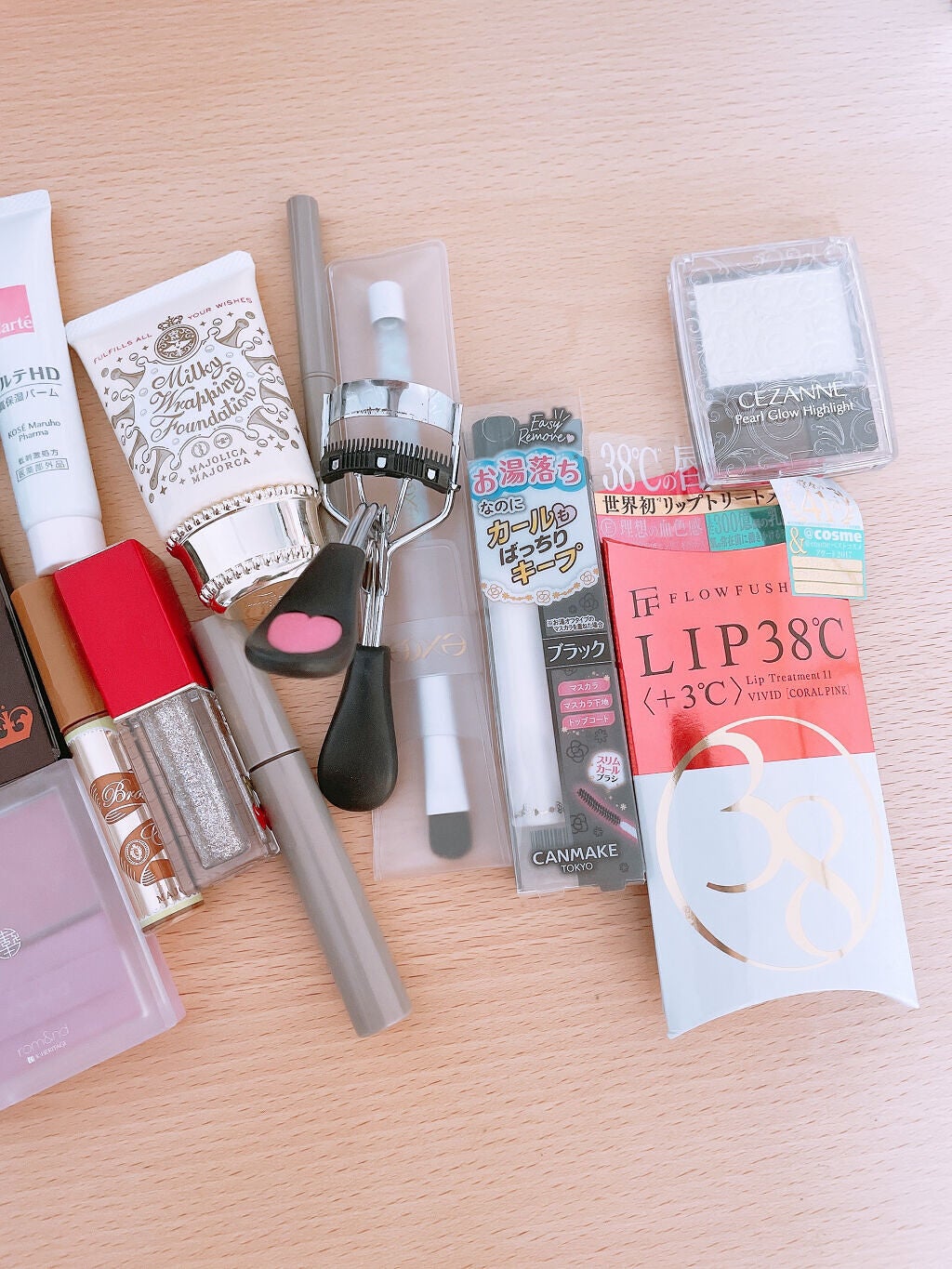 桜田 彩夢 on LIPS 「#あざとメイク#1軍アイテム#バレンタインメイク#ドラコス最強..」(2枚目)