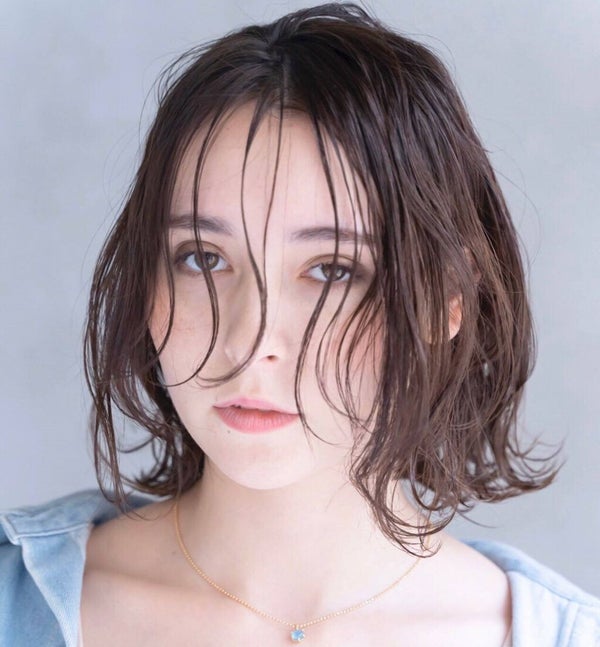 ホホバオイルは髪によくない?効果やデメリット・使い方やスタイリング方法を解説