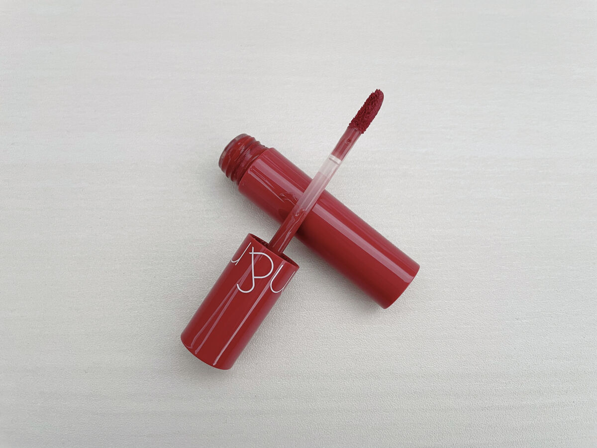 ジューシーラスティングティント/rom&nd/リップティントを使ったクチコミ（1枚目）