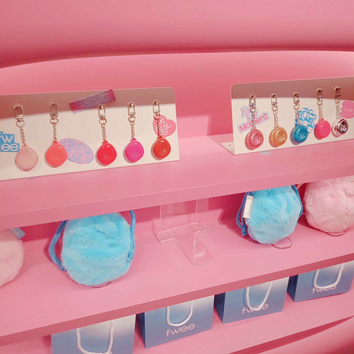 リップアンドチーク ブラーリープリンポット/fwee/口紅を使ったクチコミ(3枚目)