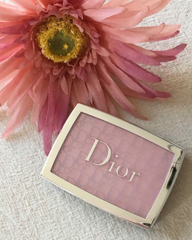 ディオール バックステージ ロージー グロウ＜グロウ バイブス＞/Dior/パウダーチークを使ったクチコミ（1枚目）