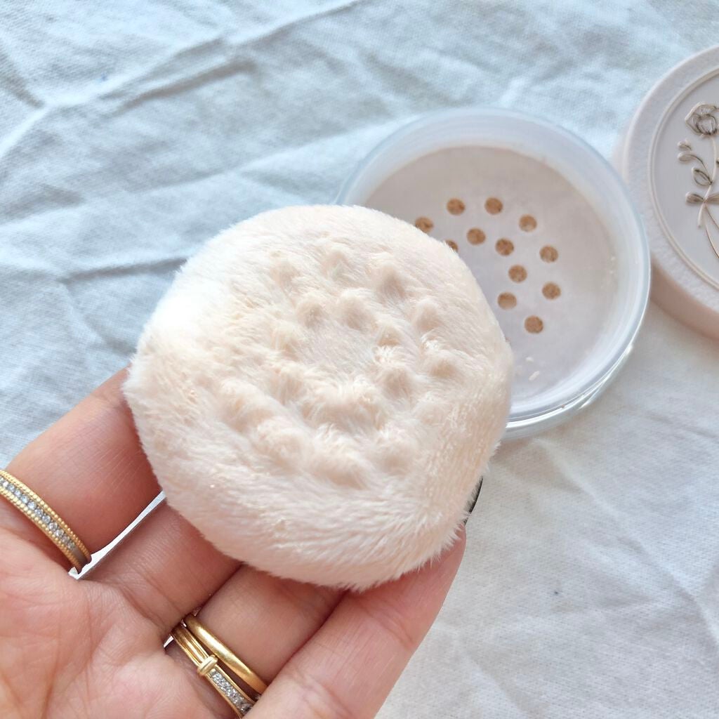 シルキールースモイストパウダー/キャンメイク/ルースパウダーを使ったクチコミ(7枚目)