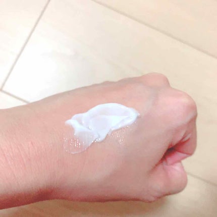 ジルスチュアート リラックス ハンドクリーム/JILL STUART/ハンドクリームを使ったクチコミ(3枚目)