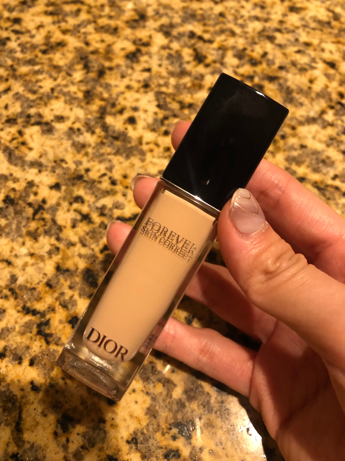 ディオールスキン フォーエヴァー スキン コレクト コンシーラー/Dior/リキッドコンシーラーを使ったクチコミ(1枚目)