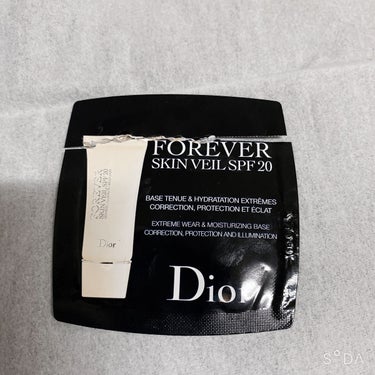 【旧】ディオールスキン フォーエヴァー スキン ヴェール 001/Dior/化粧下地を使ったクチコミ（1枚目）
