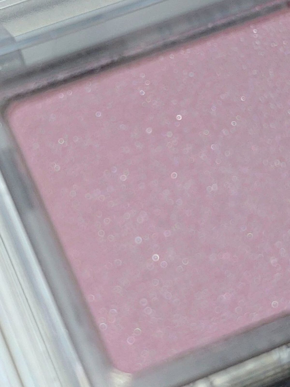 パウダー チーク　ニュアンスカラー 300 パープル系パール/ちふれ/パウダーチークを使ったクチコミ（3枚目）