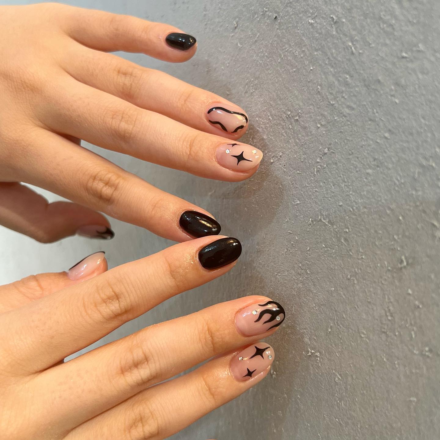 #ハロウィンネイルのネイルデザイン