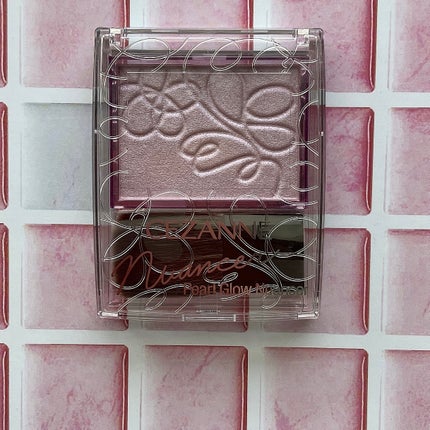 パールグロウニュアンサー/CEZANNE/パウダーハイライトを使ったクチコミ(4枚目)