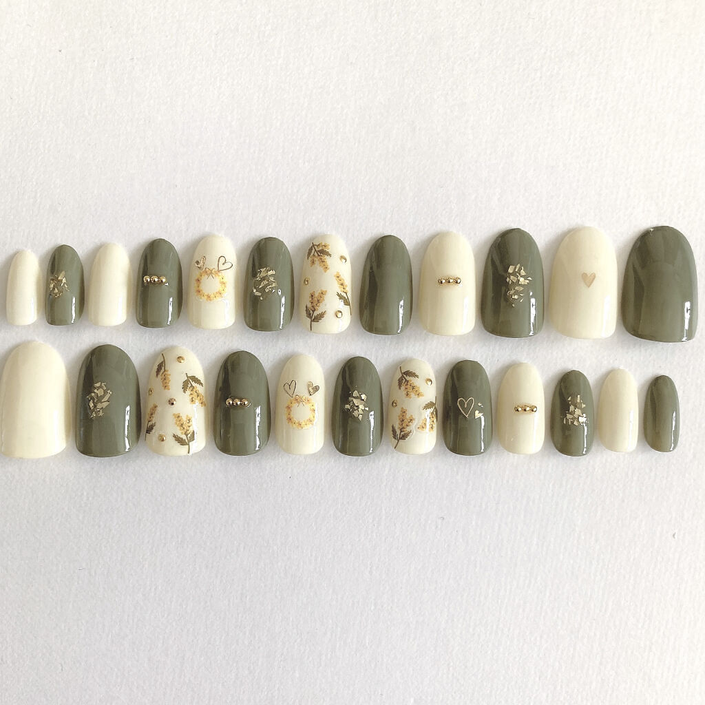 カラフルネイルズ/キャンメイク/マニキュアを使ったクチコミ（1枚目）