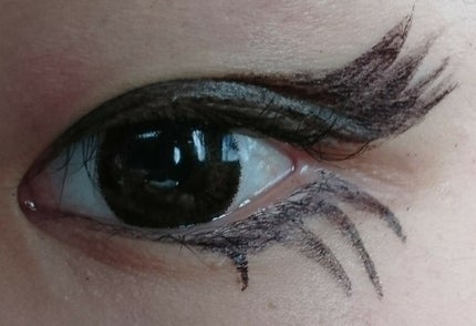 モテライナー リキッド/UZU BY FLOWFUSHI/リキッドアイライナーを使ったクチコミ(2枚目)