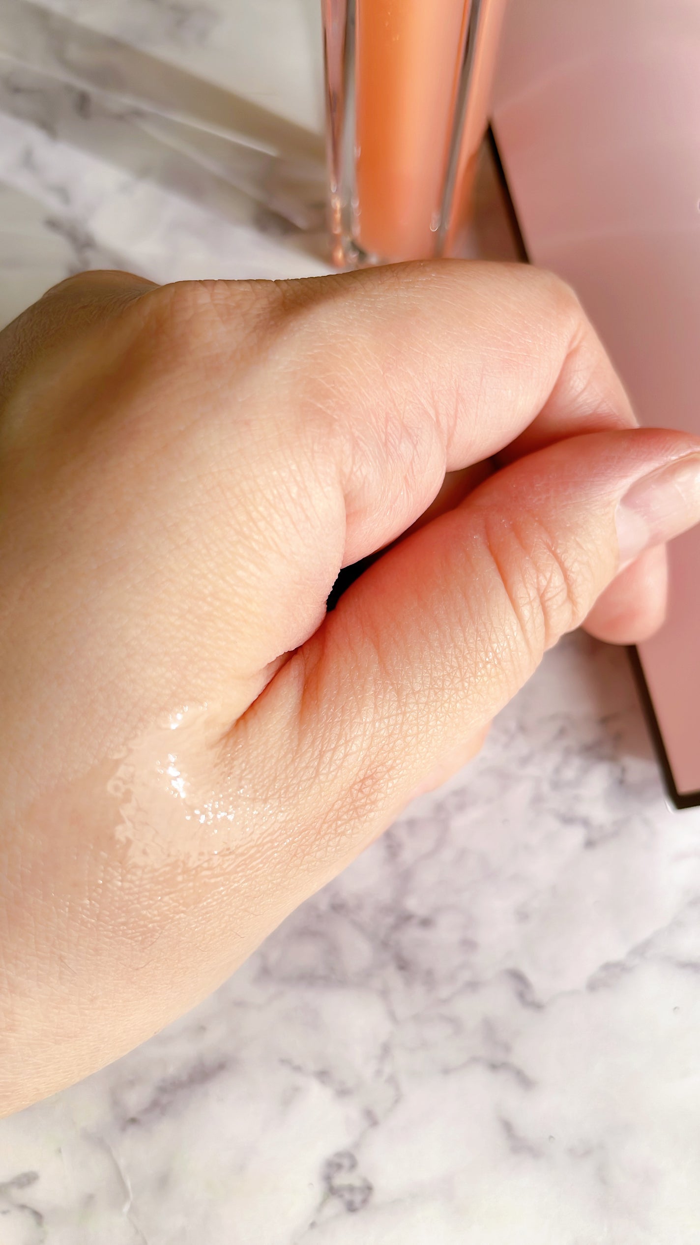 キューミ―ボムショットリッププランパー/AGARISM/リッププランパーを使ったクチコミ(4枚目)