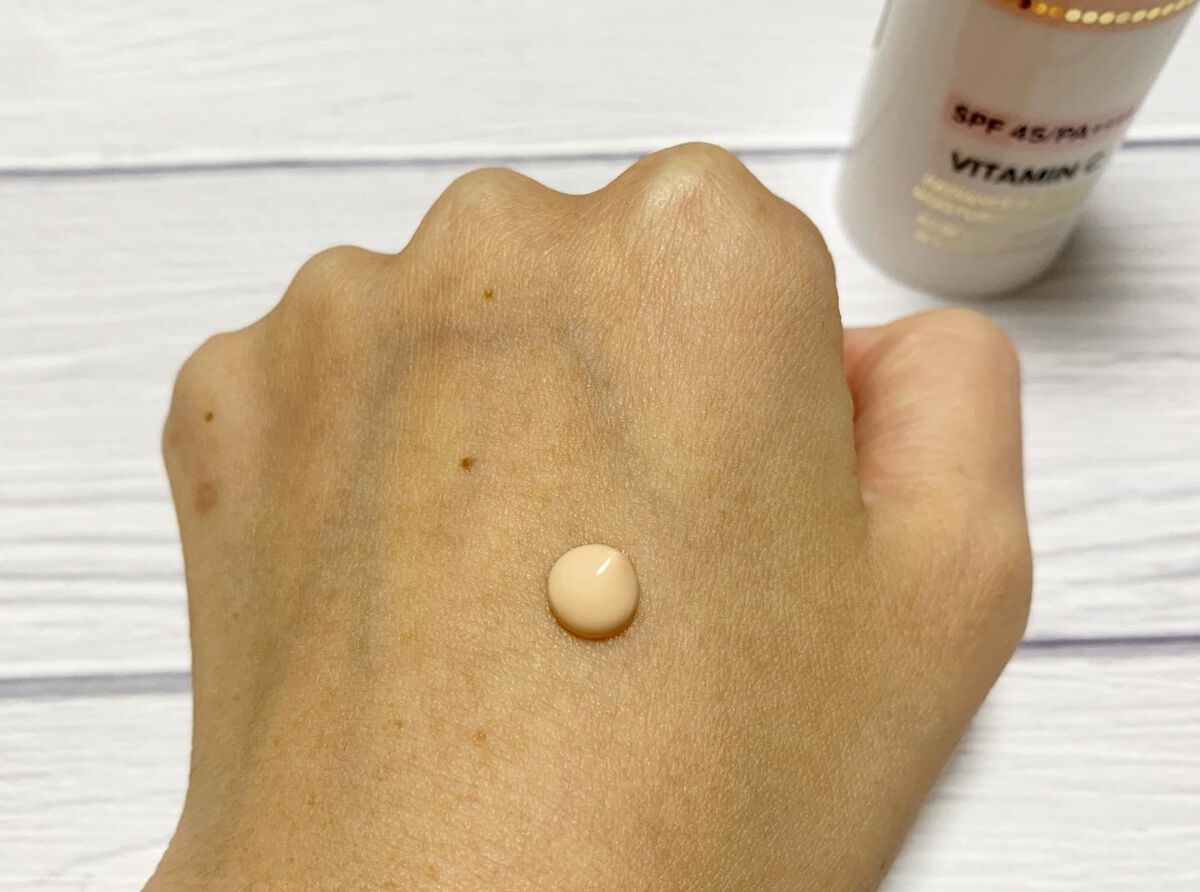 ボーン ディス ウェイ グロウ モイスチュアライジング メイクアップ プライマー/Too Faced/化粧下地を使ったクチコミ(2枚目)