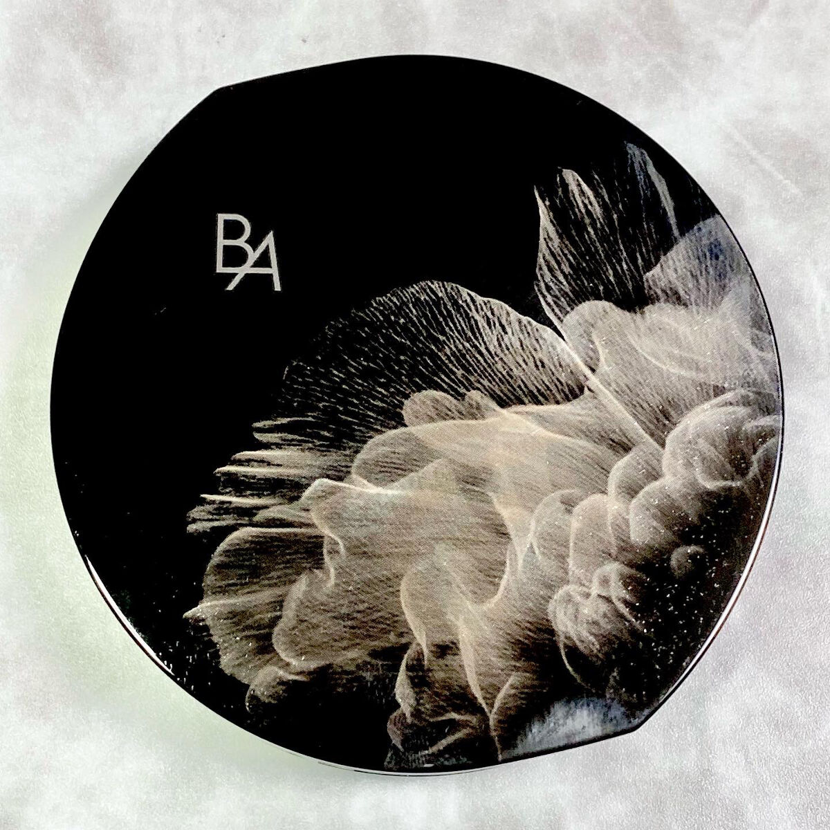 セラムクッションファンデーション SPF20・PA＋＋/B.A/クッションファンデーションを使ったクチコミ（2枚目）