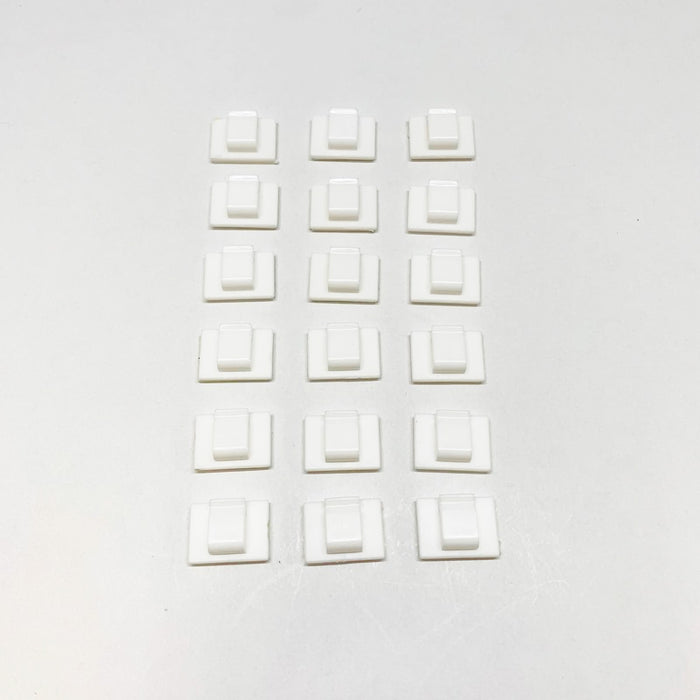 DAISO コードフック〈平型〉 粘着テープ式（１８個入）