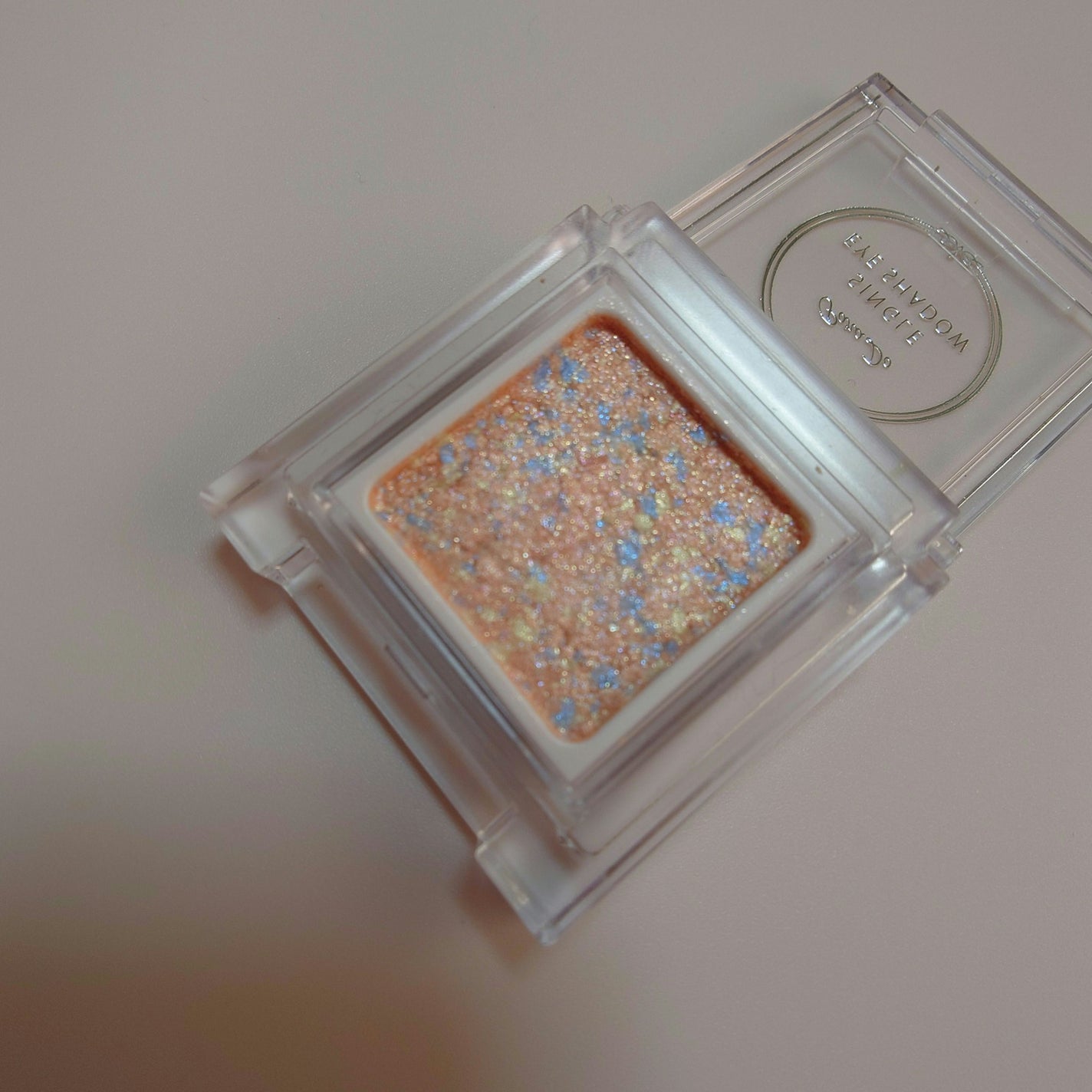 パラドゥ シングルアイシャドウ	/パラドゥ/単色アイシャドウを使ったクチコミ(3枚目)