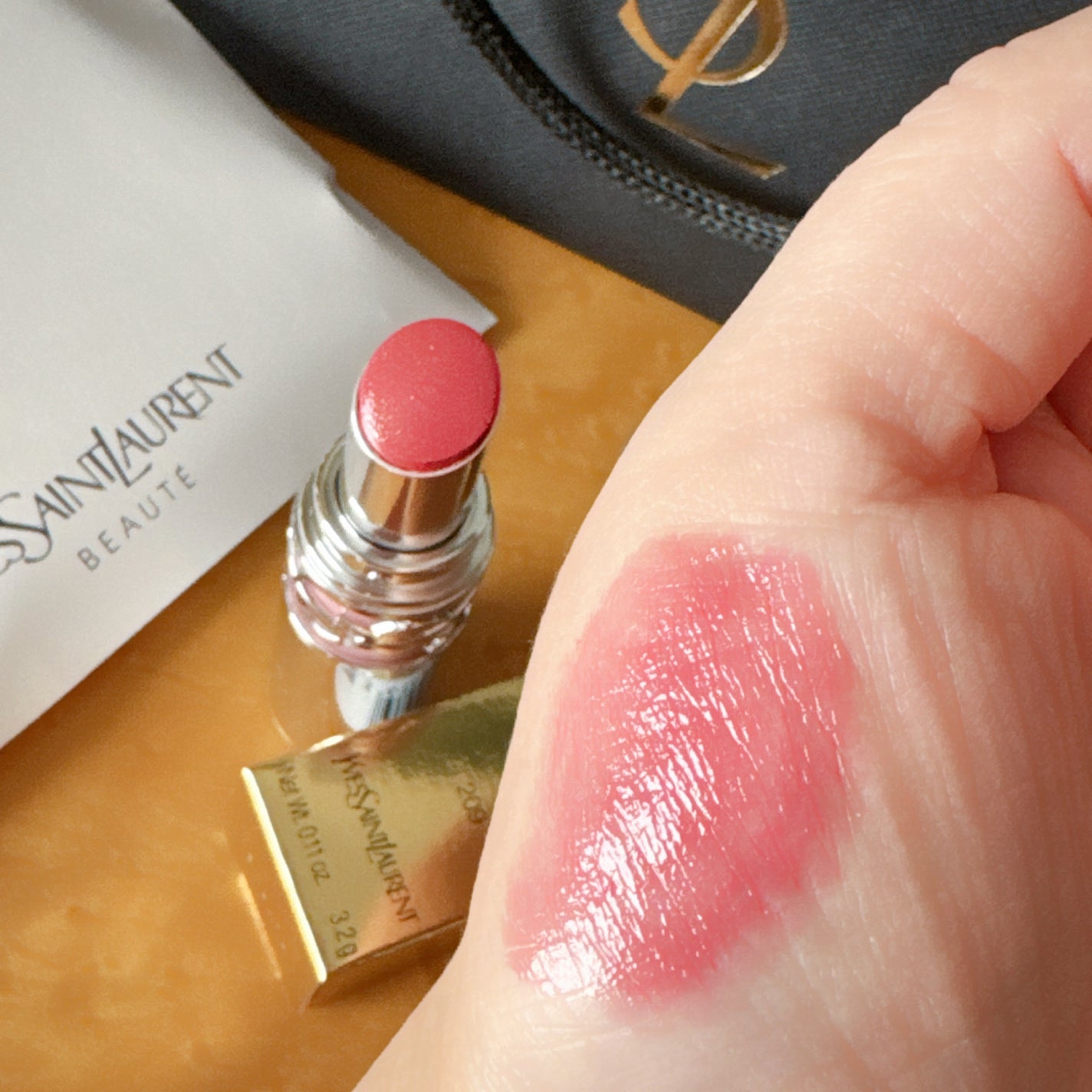 YSL ラブシャイン リップスティック/YVES SAINT LAURENT BEAUTE/口紅を使ったクチコミ(3枚目)