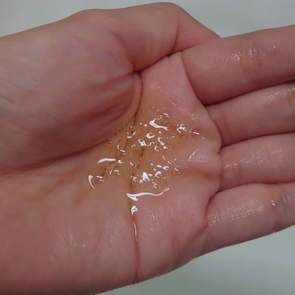 LEADERS アイムフィト ビタミンマスクのクチコミ「LEADERS アイムフィト ビタミンマスク
リーダースのフェイスマスク。
とろみのある黄.....」(3枚目)