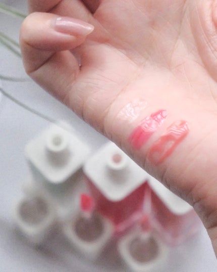 ナチュラルブルームリップオイルセラム 3色セット/PINATE/リップグロスを使ったクチコミ(3枚目)