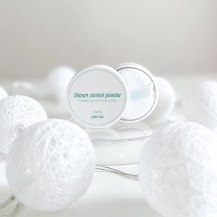 アニューム セバム コントロール パウダー/saat insight/ルースパウダーを使ったクチコミ(1枚目)