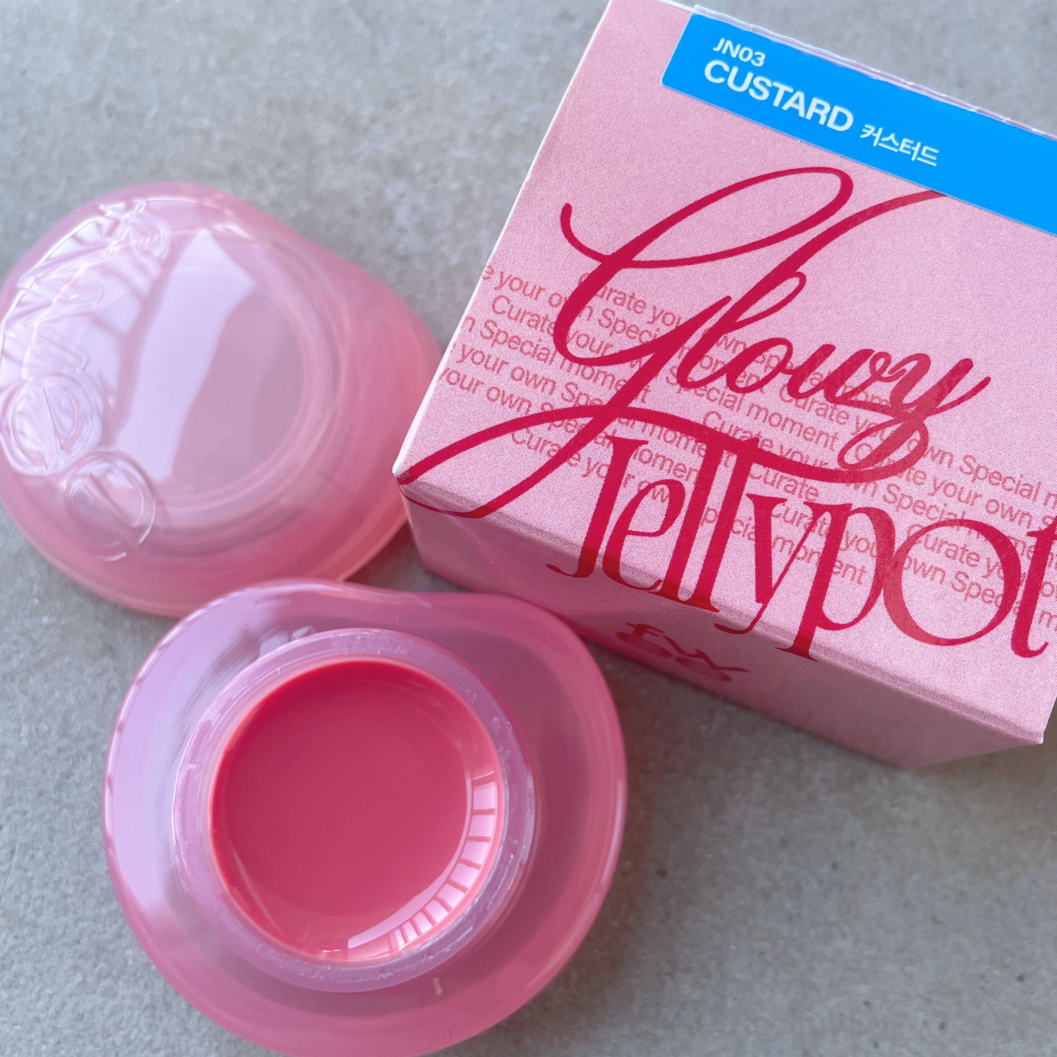 フィー リップアンドチーク グローイジェリーポット JN03 カスタード/fwee/リップグロスを使ったクチコミ（2枚目）