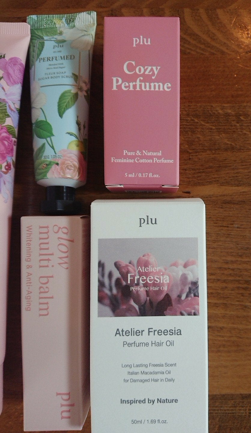 パヒュームドボディスクラブ フレールソープ/plu/ボディスクラブを使ったクチコミ(3枚目)