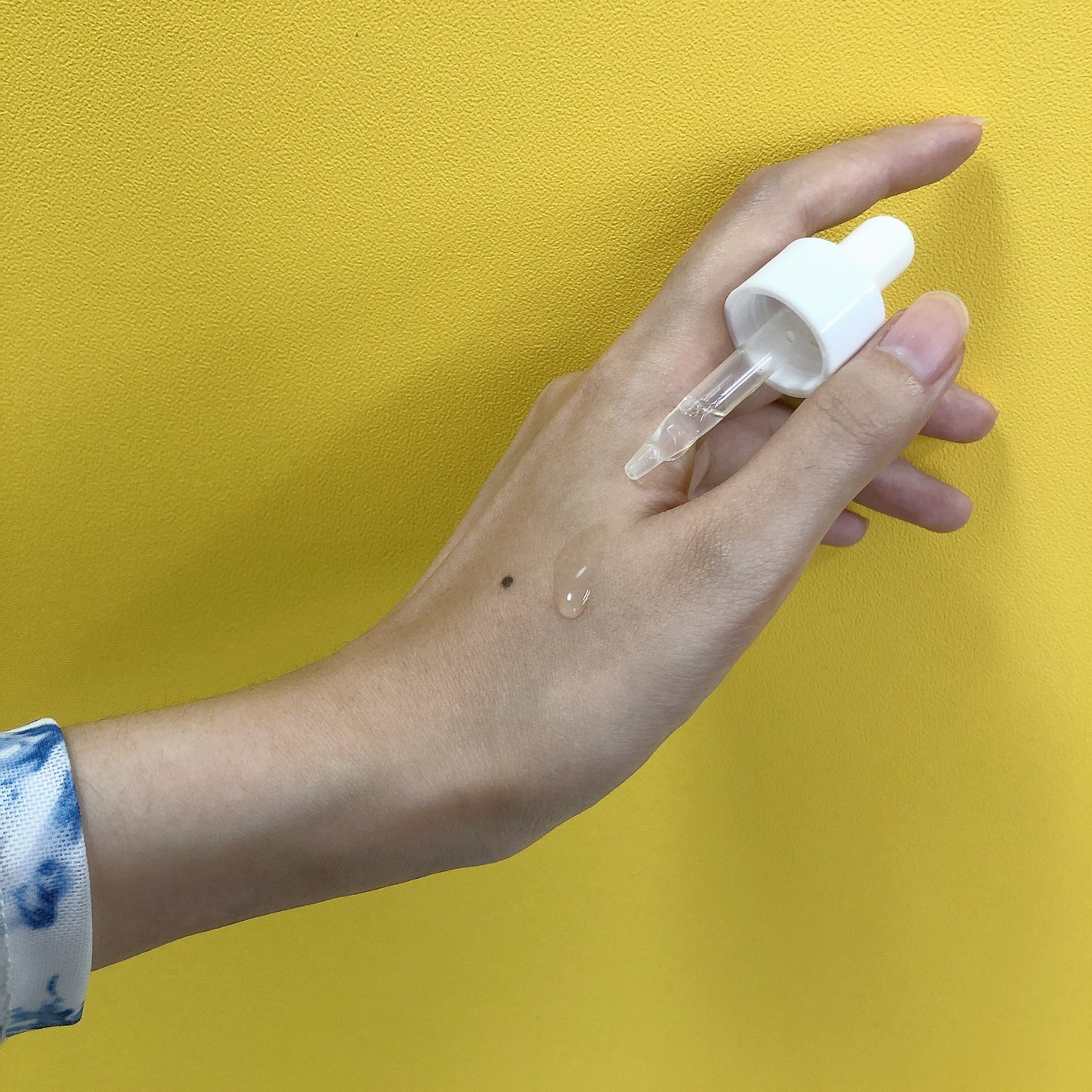 Haruka on LIPS 「SISIの美容液、みんなは使ってる?SISIHighJump3..」(3枚目)