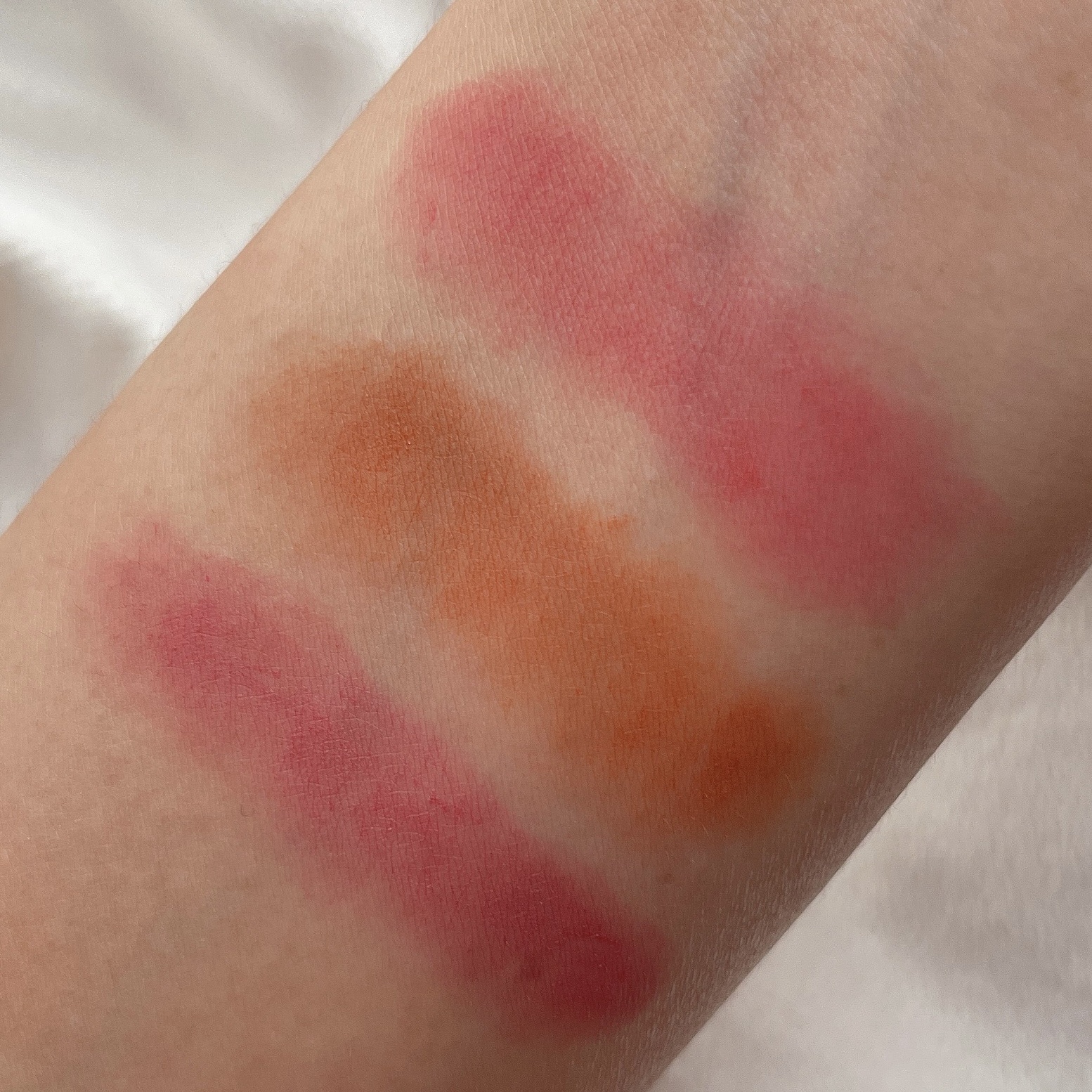 ベルベットフィックスリップバーム/perse/リップバームを使ったクチコミ（3枚目）