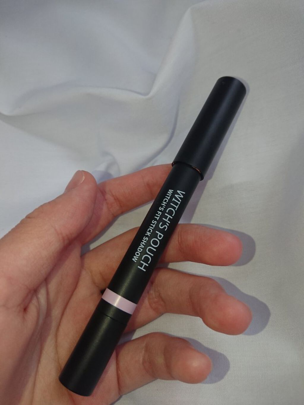 ウィッチズ フィットスティックシャドウ 01 ピンク/Witch's Pouch/スティックアイシャドウを使ったクチコミ（3枚目）