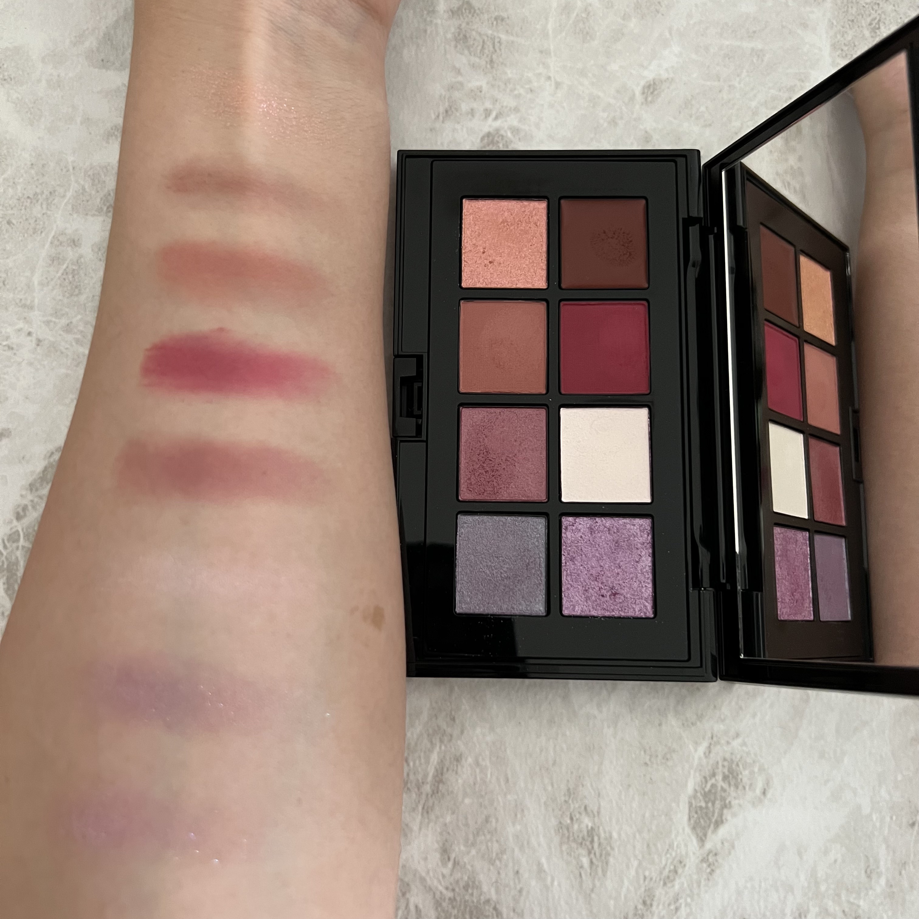 コンパクトアディクション “エターナル イン ピンク” 101 Love and Sensitivity/ADDICTION/アイシャドウパレットを使ったクチコミ（2枚目）