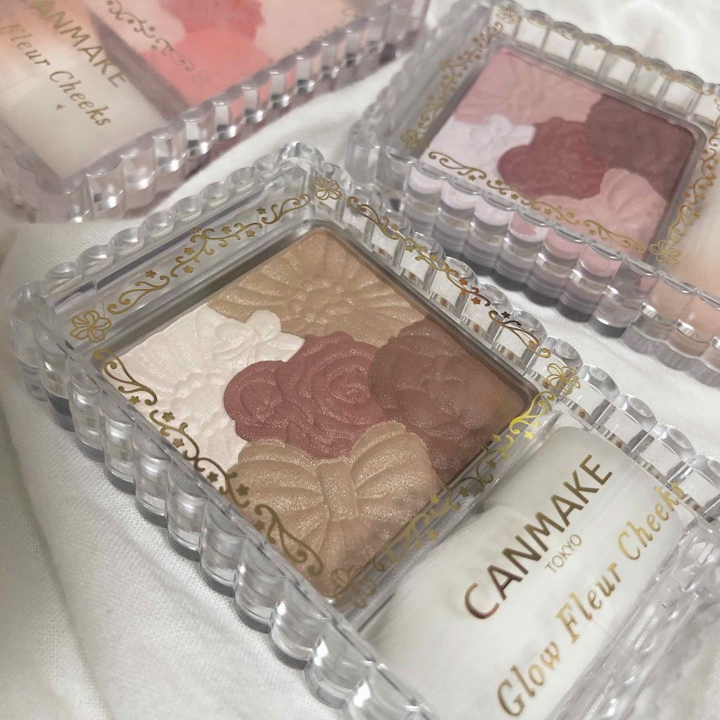 グロウフルールチークス/キャンメイク/パウダーチークを使ったクチコミ（1枚目）