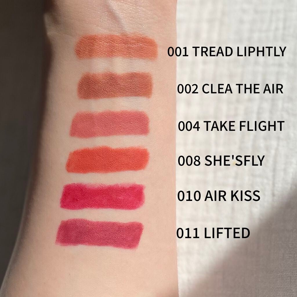 レブロン カラーステイ マット ライト クレヨン/REVLON/口紅を使ったクチコミ(2枚目)