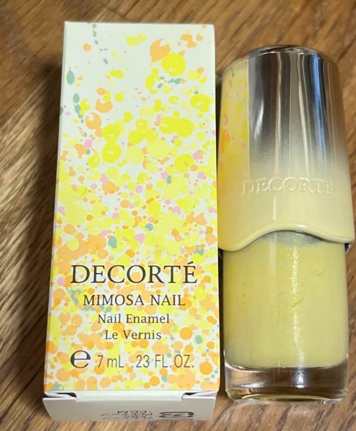 ミモザ ネイル 04 possibilities/DECORTÉ/マニキュアを使ったクチコミ（1枚目）