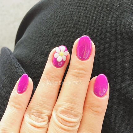 ぴよこれいと あうるす on LIPS 「古き良きアメリカみたいな。#ポイントアート#個性派ネイル#カラ..」(1枚目)