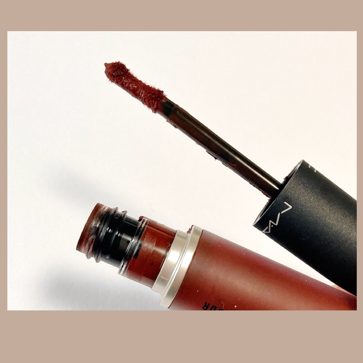 パウダー キス リキッド リップカラー プリティー プリーツ!/M・A・C/口紅を使ったクチコミ（2枚目）