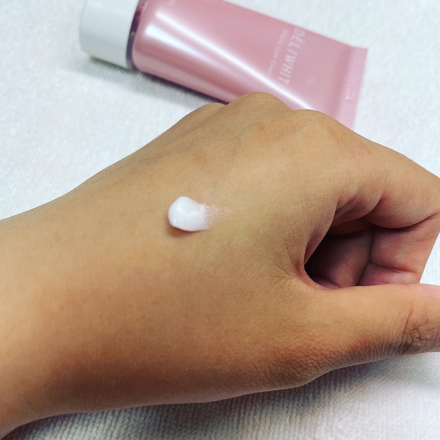 薬用ホワイトケアクリーム/DELIWHITE/デリケートゾーンケアを使ったクチコミ（3枚目）