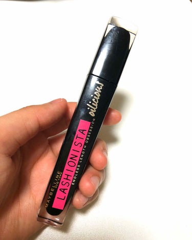 MAYBELLINE
LASHIONISTA  oilicious 01 ブラック

欠点
見た目は真っ黒で指紋が目立つ
結構ごつい   持ち運び向きではない
カール力があまり無い
ダマになりやすい

