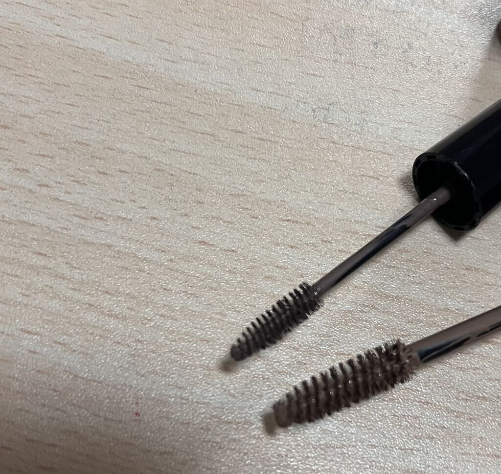 カラーリングアイブロウ マイクロ/ヘビーローテーション/眉マスカラを使ったクチコミ（3枚目）